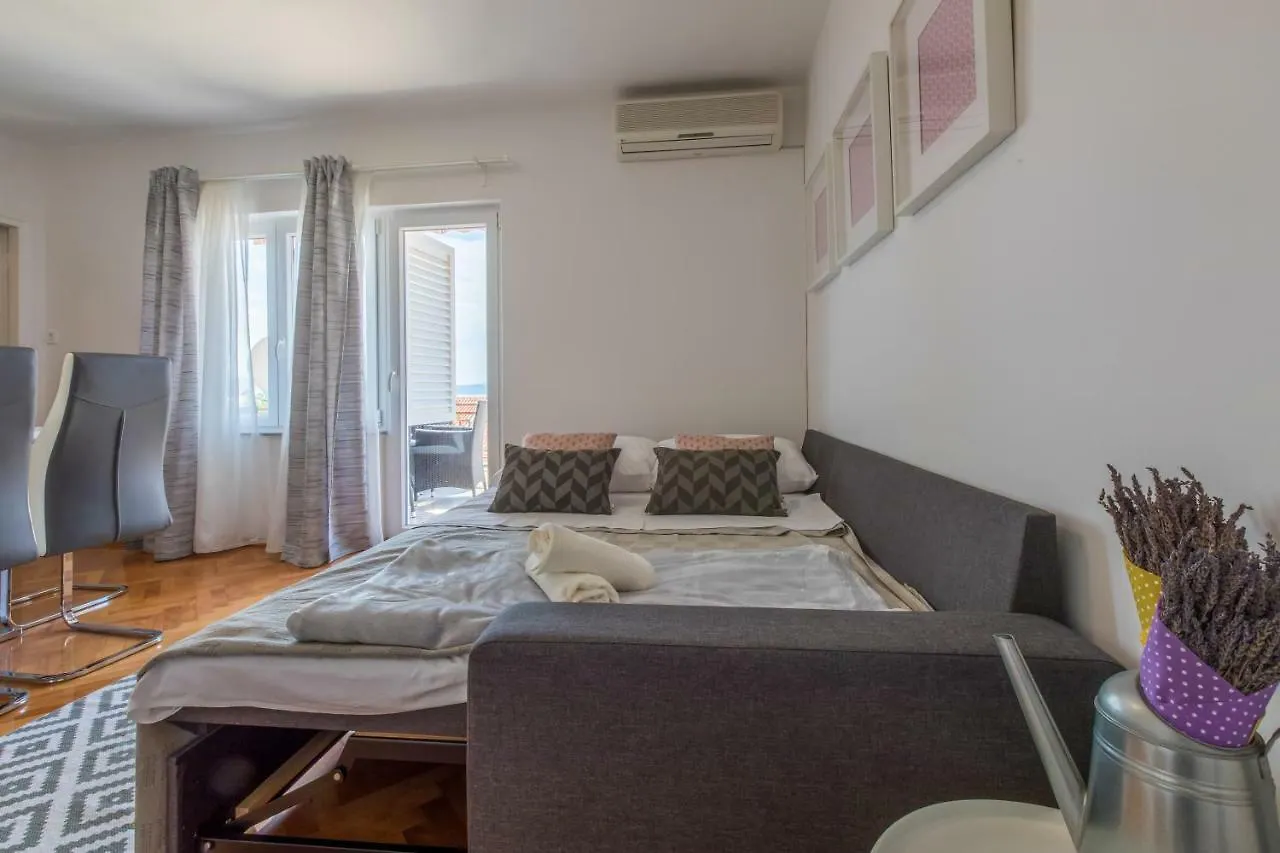Apartment Ankica L4 Crikvenica 0*,  Croatia